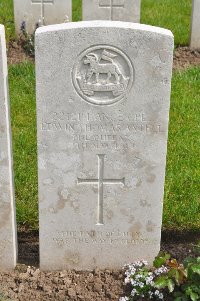 Etaples Military Cemetery - Axtell, Edwin Thomas