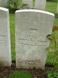 Etaples Military Cemetery - Axtell, Fred