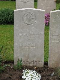 Etaples Military Cemetery - Baber, Frederick Charles