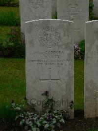 Etaples Military Cemetery - Bailey, C