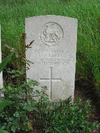 Etaples Military Cemetery - Bailey, Leonard James