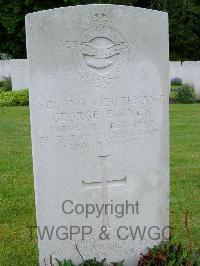 Etaples Military Cemetery - Baines, George