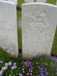 Etaples Military Cemetery - Baker, George