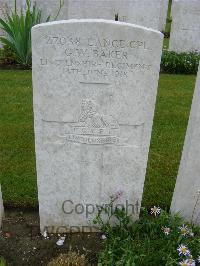 Etaples Military Cemetery - Baker, G W