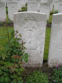 Etaples Military Cemetery - Ball, E