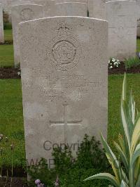 Etaples Military Cemetery - Ballantine, William Edward James