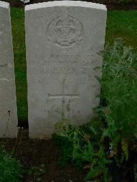 Etaples Military Cemetery - Banks, Edward Stanley