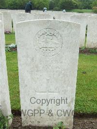 Etaples Military Cemetery - Banks, G E