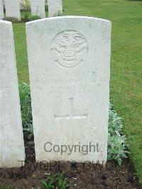 Etaples Military Cemetery - Barber, George Norman