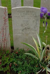 Etaples Military Cemetery - Barrett, J A