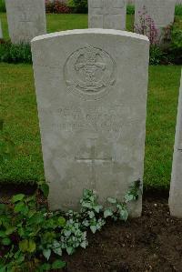 Etaples Military Cemetery - Barron, A H