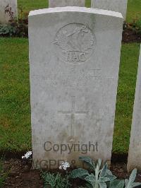 Etaples Military Cemetery - Bartlett, Edgar John