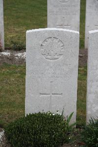 Etaples Military Cemetery - Beattie, Thomas