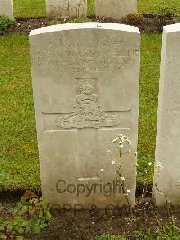 Etaples Military Cemetery - Beddie, Joseph McGregor