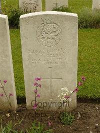 Etaples Military Cemetery - Beldan, Tom William