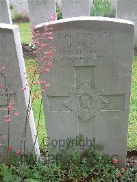 Etaples Military Cemetery - Bell, J