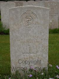 Etaples Military Cemetery - Bell, Reginald Charles