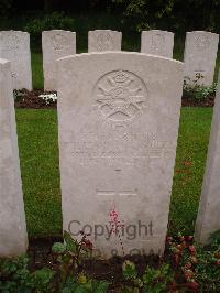 Etaples Military Cemetery - Bell, William Marcus