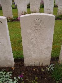 Etaples Military Cemetery - Bell, William Walker