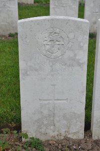 Etaples Military Cemetery - Bennett, Alfred Henry