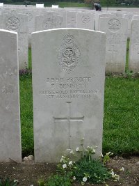 Etaples Military Cemetery - Bennett, E