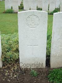 Etaples Military Cemetery - Bennett, John Scott