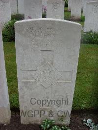 Etaples Military Cemetery - Bennie, James