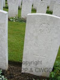 Etaples Military Cemetery - Benson, S F