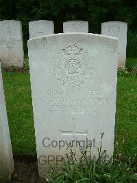 Etaples Military Cemetery - Bergin, Thomas Fenton