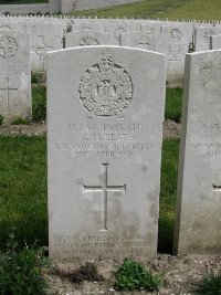 Etaples Military Cemetery - Best, G H