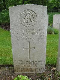 Etaples Military Cemetery - Bevan, William Jenkin