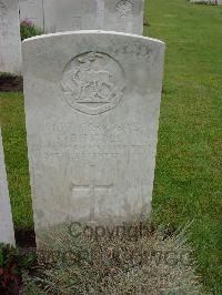 Etaples Military Cemetery - Biddle, C E