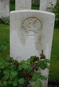 Etaples Military Cemetery - Bill, Frank Keen