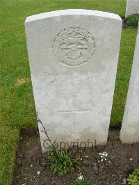 Etaples Military Cemetery - Birch, Frederick George