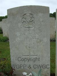 Etaples Military Cemetery - Birkett, Robert