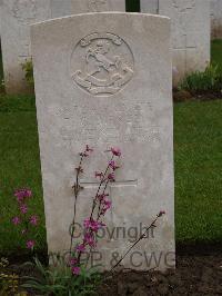 Etaples Military Cemetery - Birrell, Thomas C.