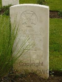 Etaples Military Cemetery - Blackbourn, Edgar Singleton