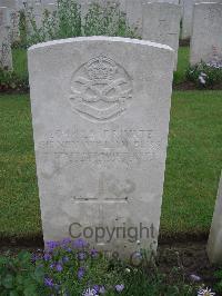 Etaples Military Cemetery - Bliss, Sidney William