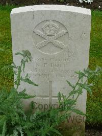 Etaples Military Cemetery - Bolt, Norman Frederick