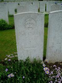 Etaples Military Cemetery - Bone, H