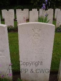 Etaples Military Cemetery - Bonney, Charles Albert Cameron