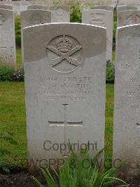 Etaples Military Cemetery - Booth, George Henry