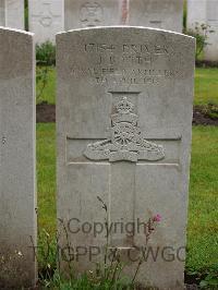 Etaples Military Cemetery - Booth, John