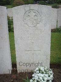 Etaples Military Cemetery - Boslem, D