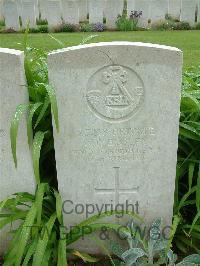 Etaples Military Cemetery - Bosley, W C