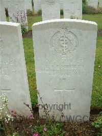 Etaples Military Cemetery - Bosworth, Leon Charles