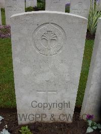 Etaples Military Cemetery - Bowen, Daniel