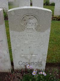 Etaples Military Cemetery - Bowles, W