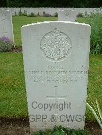 Etaples Military Cemetery - Boyden, Arnold Kingsley