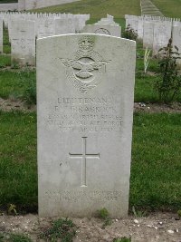 Etaples Military Cemetery - Brabrook, Edward John